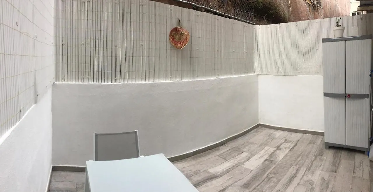 Apartamento Carole PLAYA Bajondillo Torremolinos Beach - PLAYA A 30 SEGUNDOS - Wifi - Parking - Terraza Apartamento 0*,  España